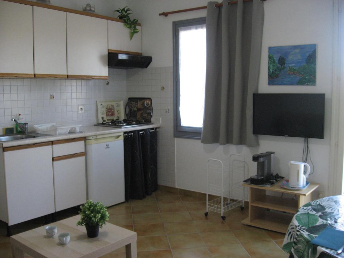 Lumineux Agreable T2 De 32M2 Apartment La Londe-les-Maures Luaran gambar